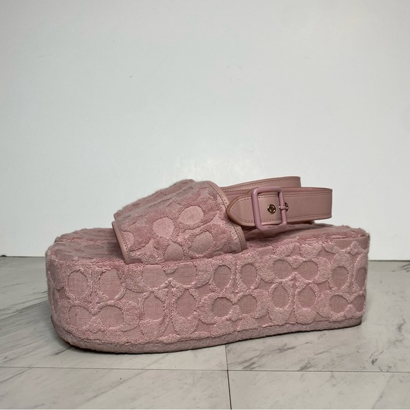 Coach Noelle Light Pink Signature Terry Platform Sandal 9B - Picture 16 of 16